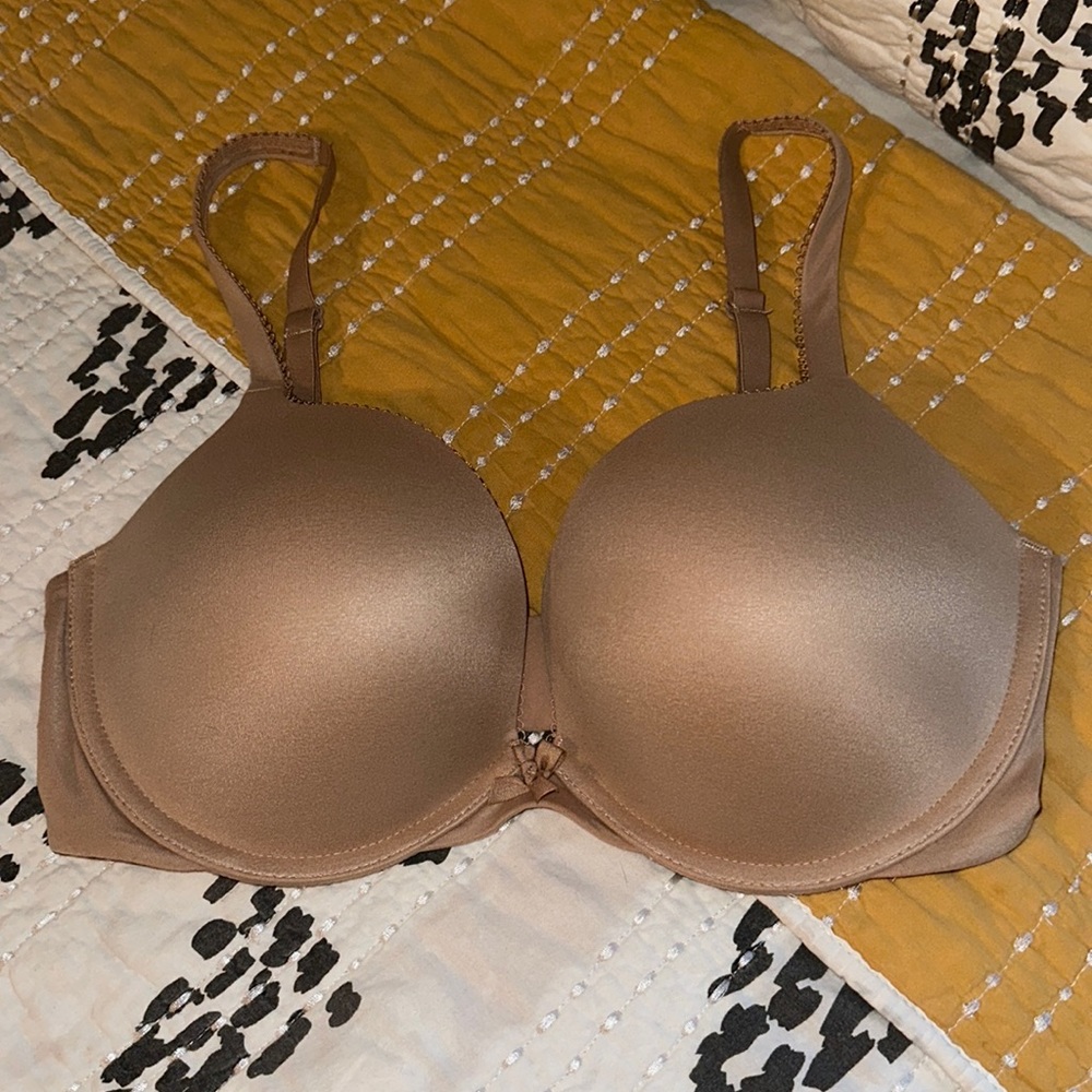 Victorias Secret Push Up Bra 34DD